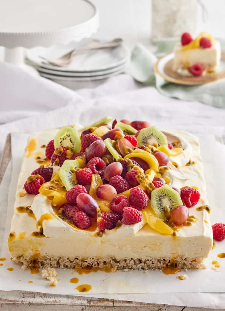 White Crackle Fruit Salad Cheesecake | Copha